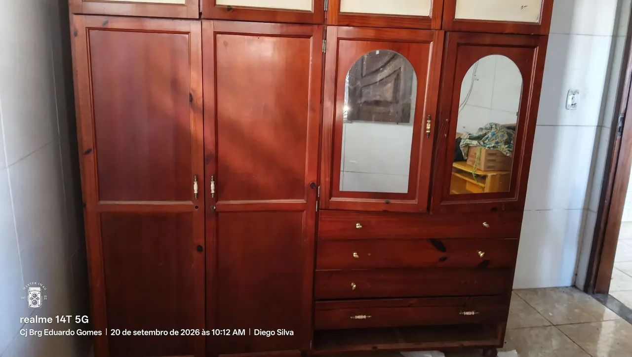 Guarda roupa 6 portas 5 gavetas com espelho , - Foto 2