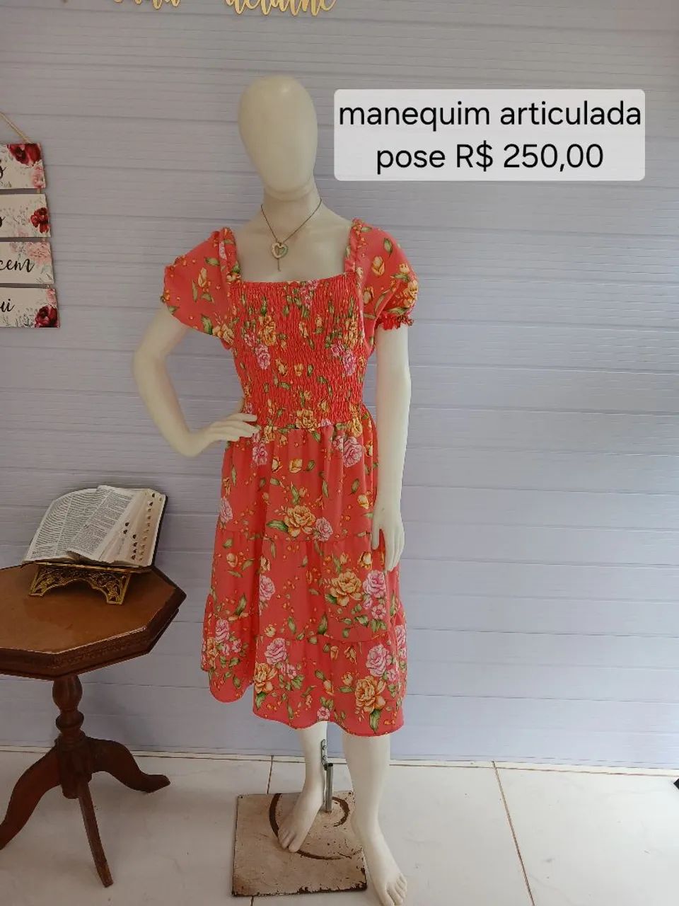Manequins femininos - Foto 2