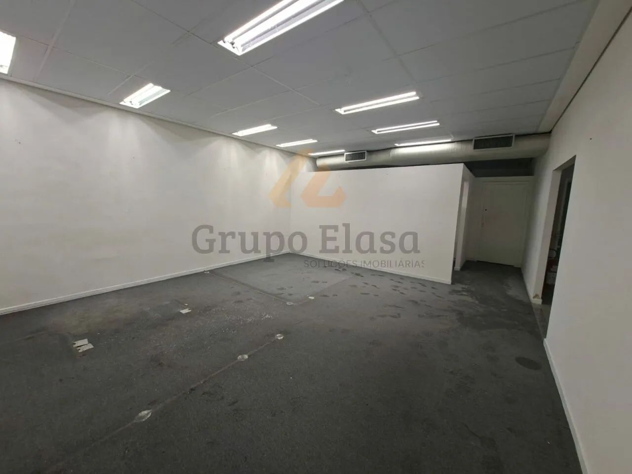 Prédio comercial com 910 metros para locação no bairro Capão Redondo - SP. - Foto 5