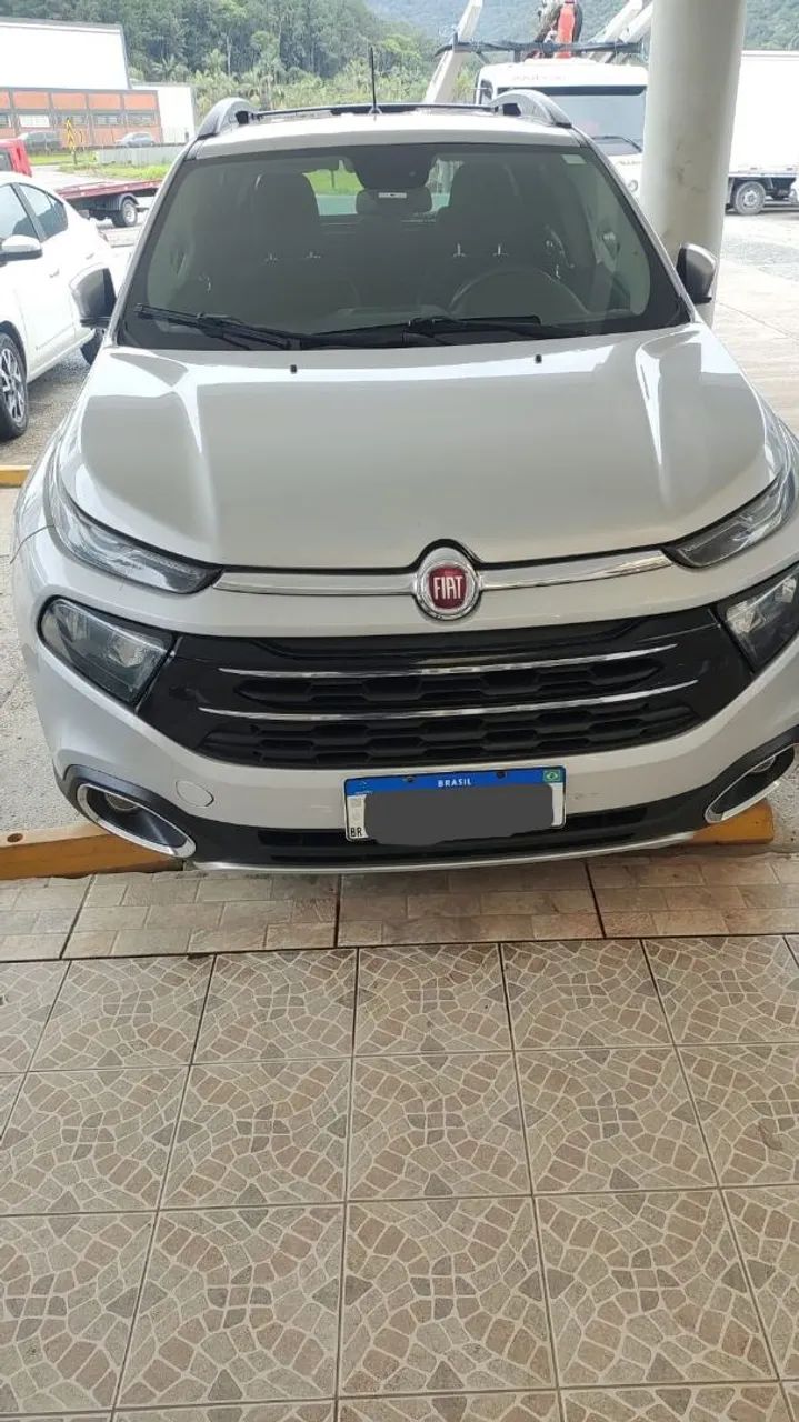 Fiat Toro FREEDOM 2.0 16V 4X2 TB DIESEL MEC. 2017