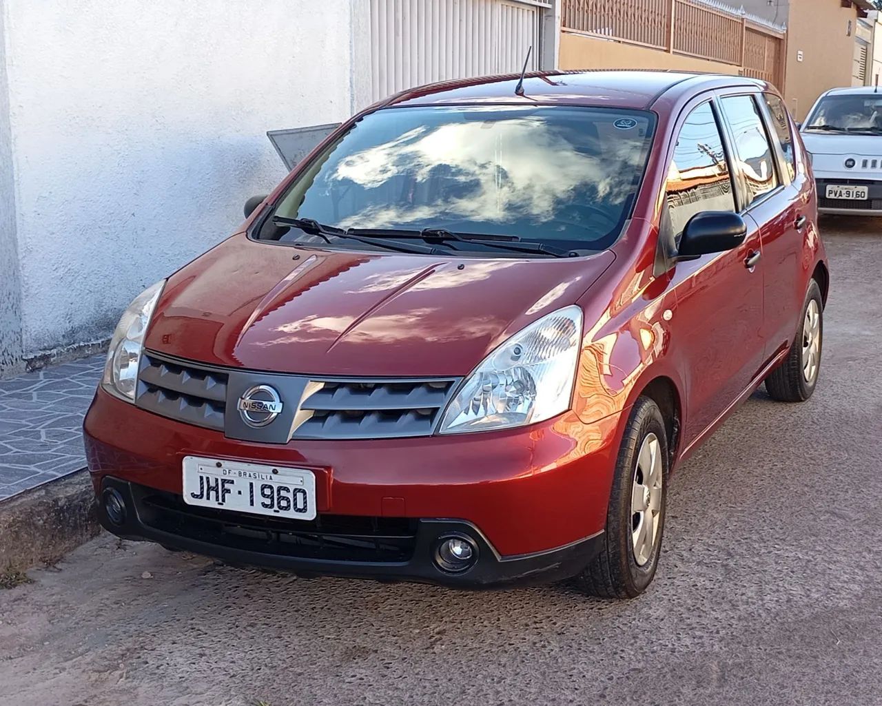 Nissan Livina LIVINA 1.6 16V Flex Fuel 5p 2010