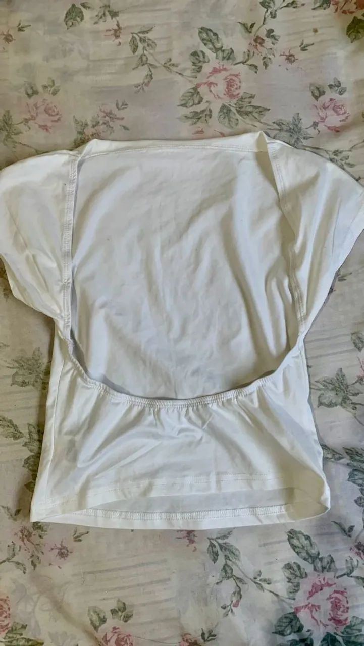Cropped costas nuas Shein - Foto 2