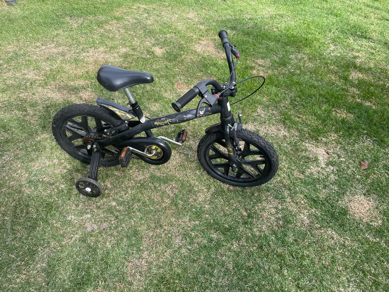 Bicicleta Infantil Batman Aro 16 com brindes!
