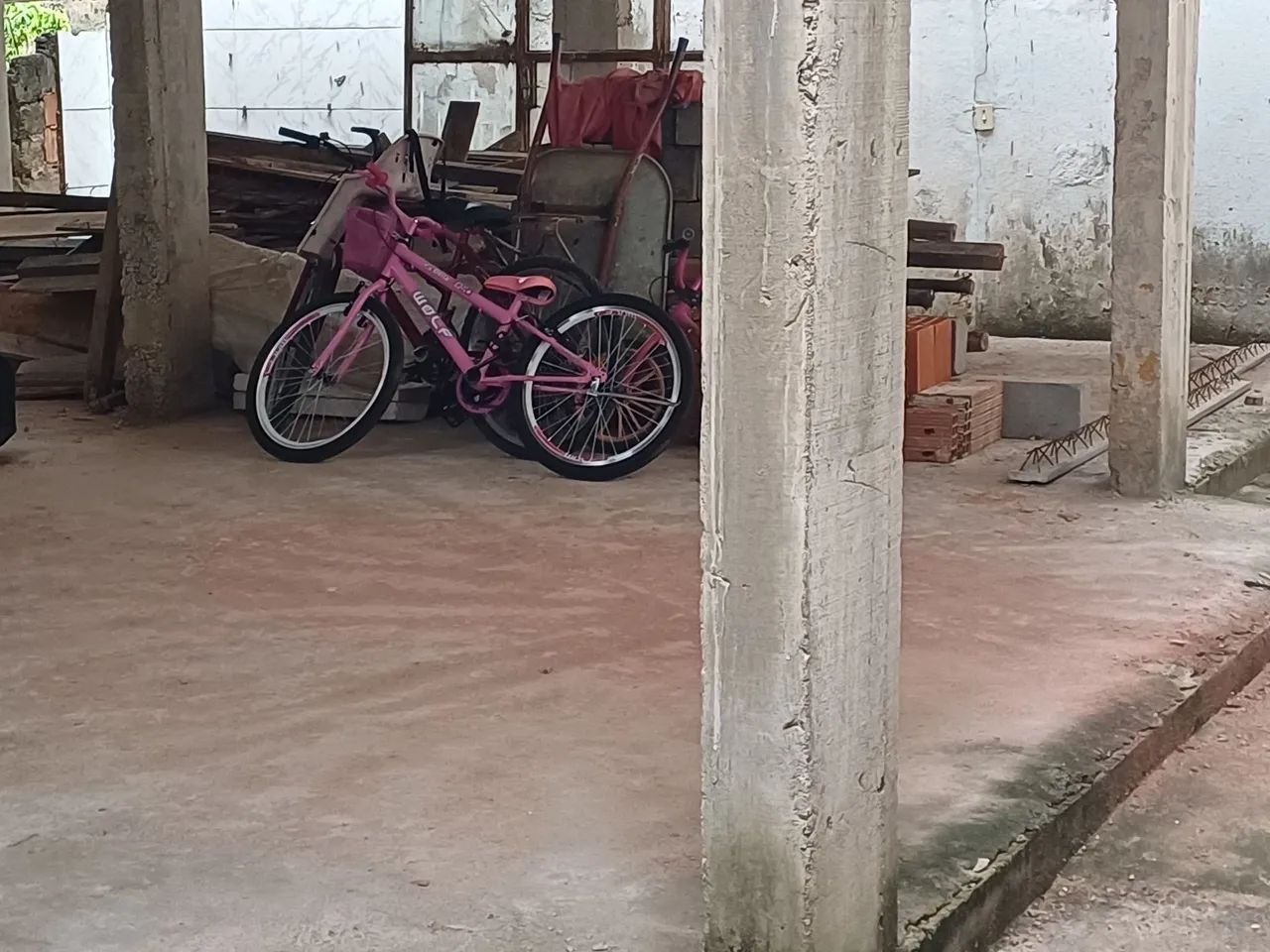 Vendo tereno com estrutura pra 3 laje. - Foto 4