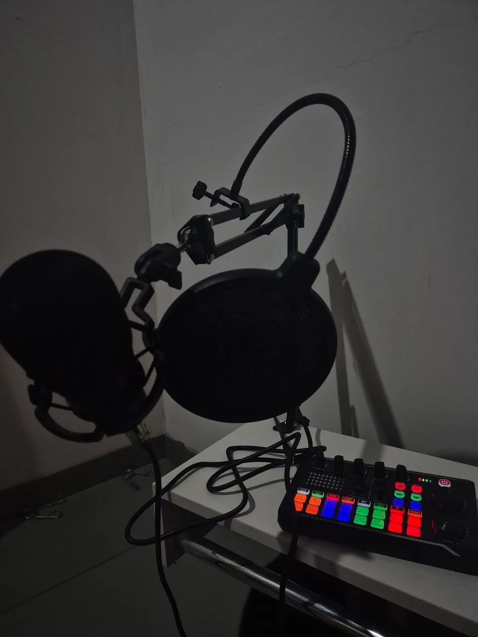 Kit Interface Mesa V8+ Microfone Bm800 Com Braço Articulado Preto - Foto 2