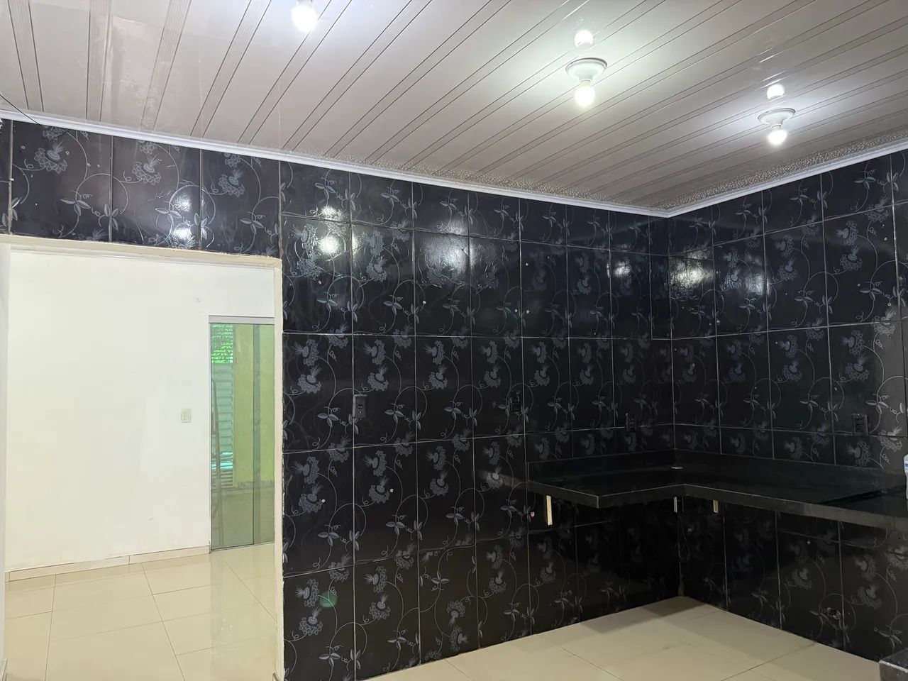 Alugo casa na zona leste com 3 quartos casa ampla  - Foto 4