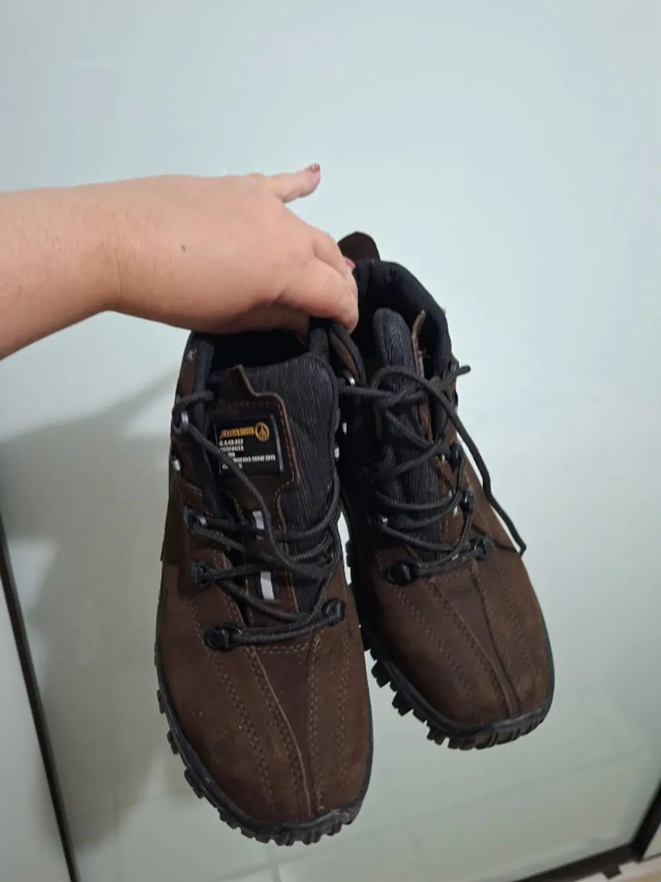 BOTA COM C.A EM COURO LEGITIMO