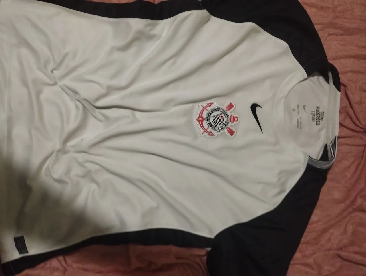 Vendo Camiseta do Corinthians 2025/26
