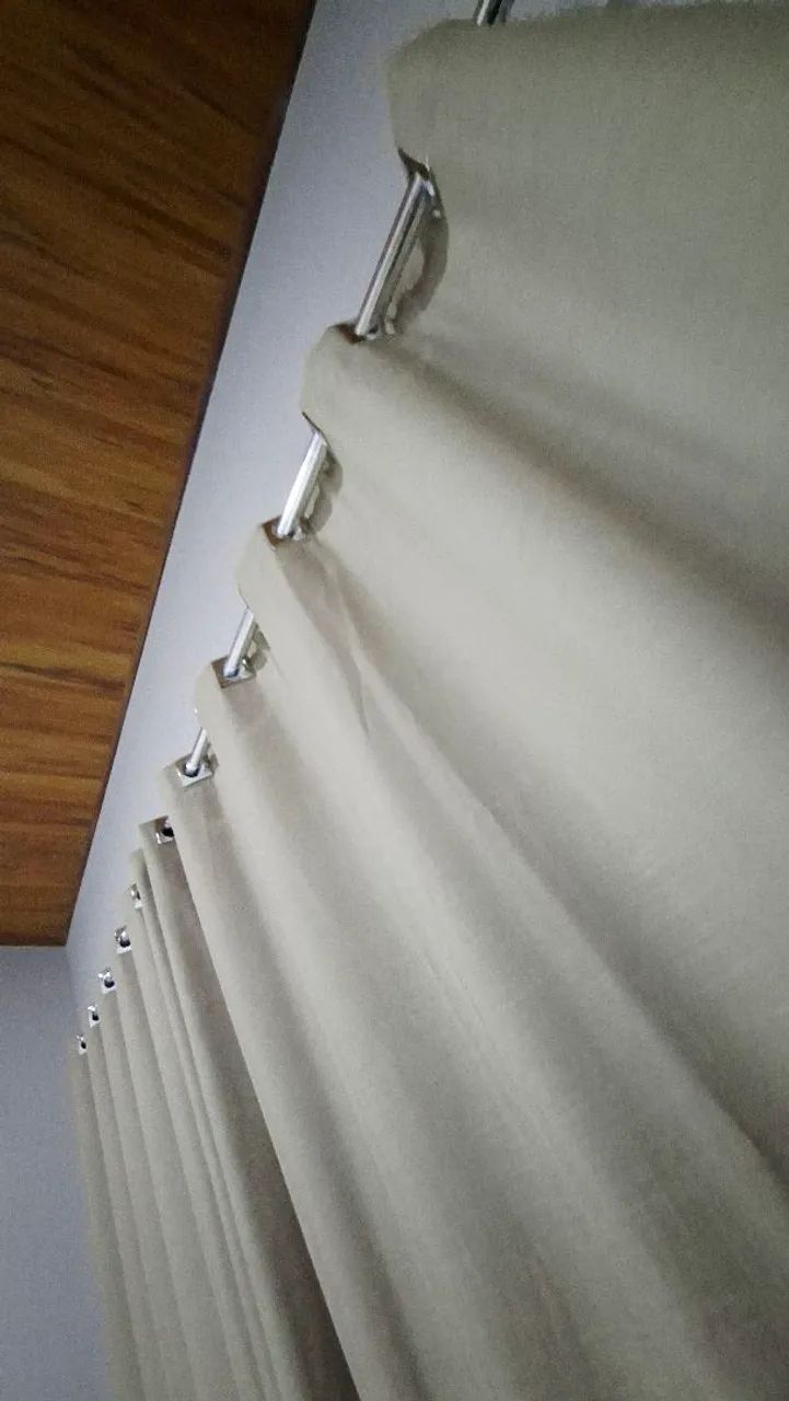 Cortina Blackout Hermes (4,00m x 2,60m) + Varão cromado - Seminova - Foto 3