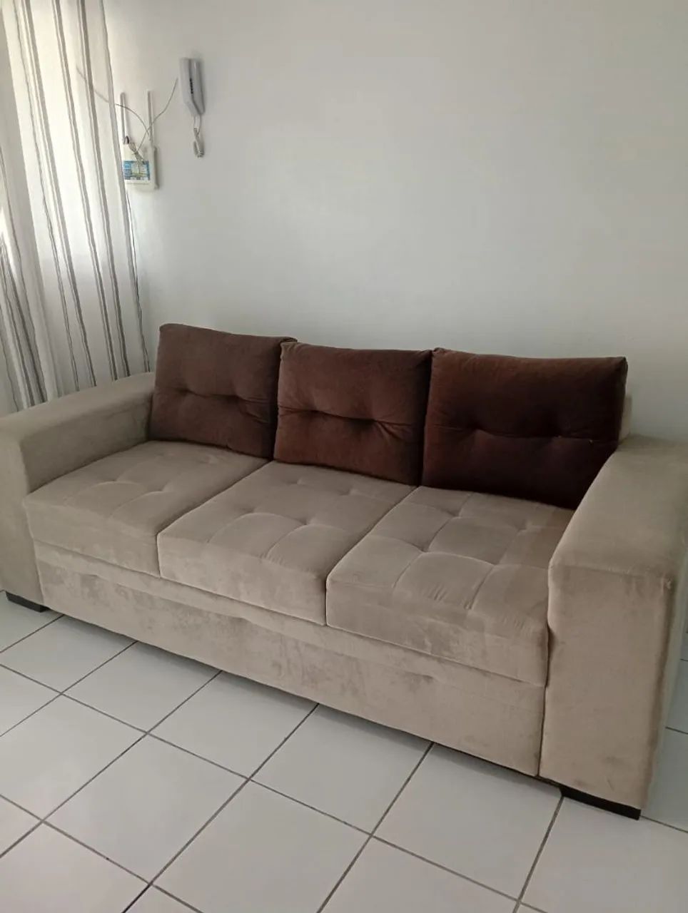 Sofá bem conservado 