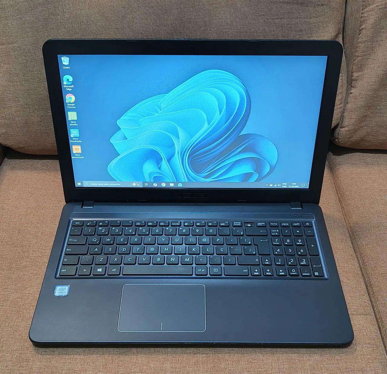 Notebook Asus i3 de 7° geração SSD