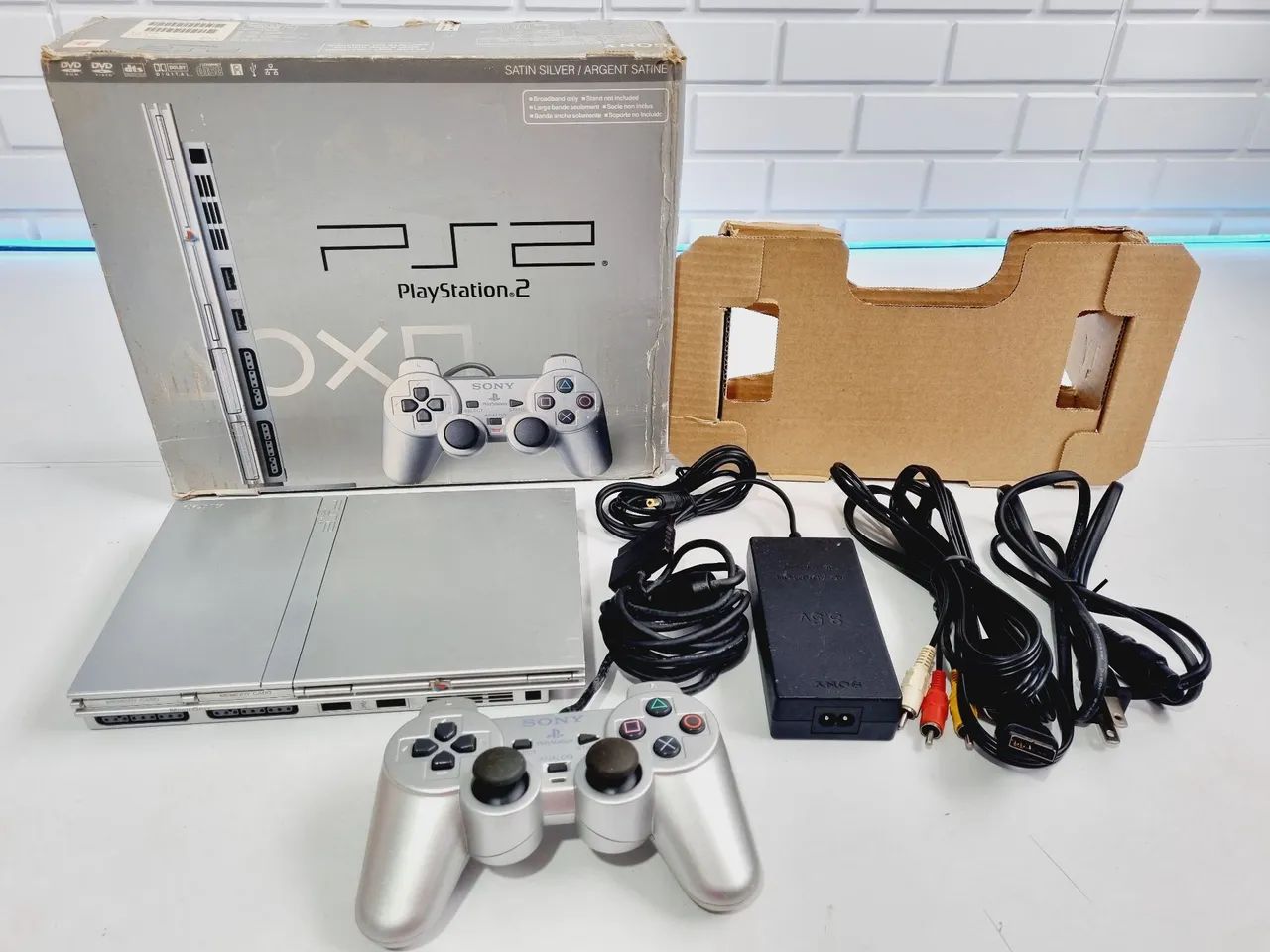 J105- PS2 SLIM PRATA