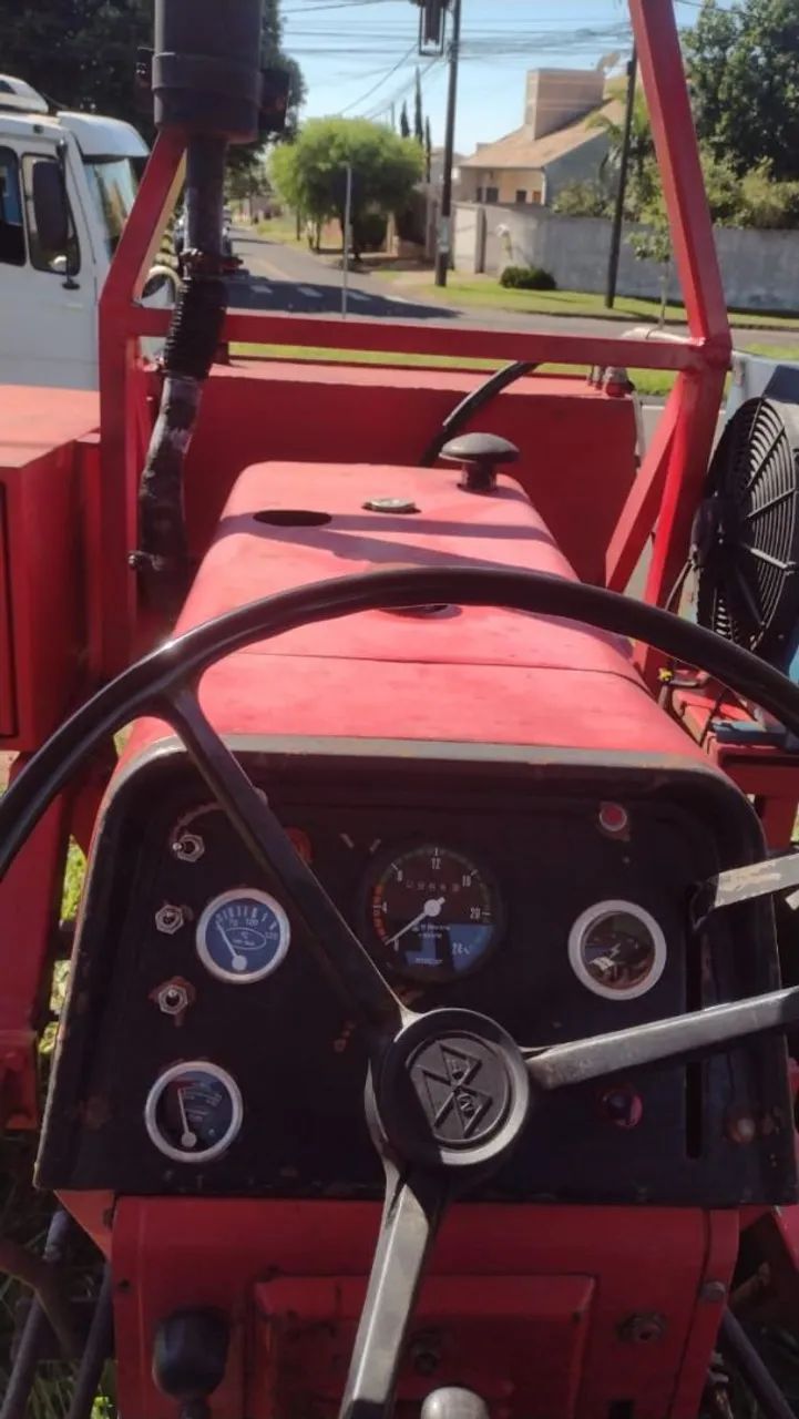 Perfuratriz hidráulica sobre trator  - Foto 5