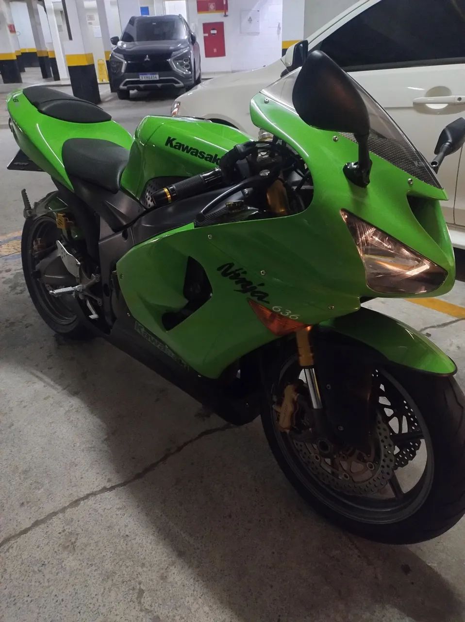 Kawasaki Zx-6r 636cc 2006 - 1499921632 | OLX