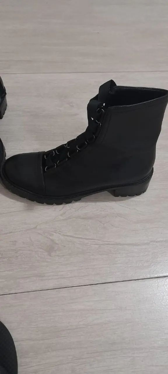 Bota couro Schutz. - Foto 5