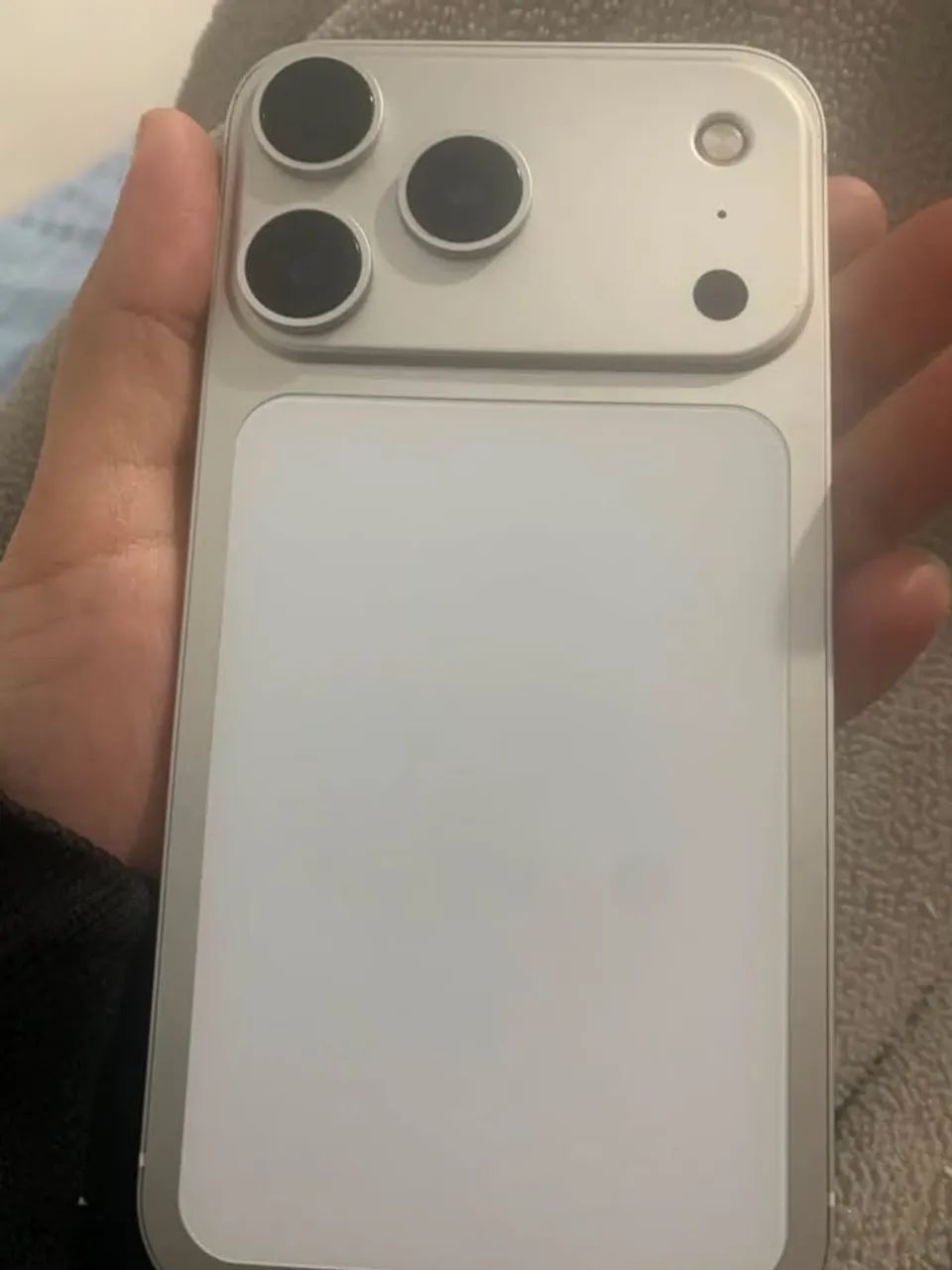 iPhone XR na carcaça do 17 pró - Foto 2