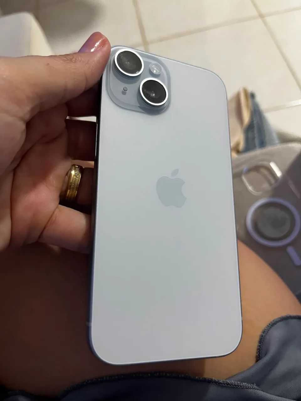 Vendo IPhone 15! Não aceito troca! - Foto 5