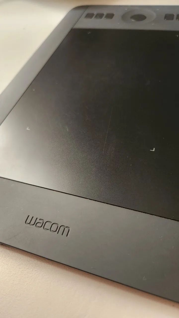 Wacom INTUOS PRO 