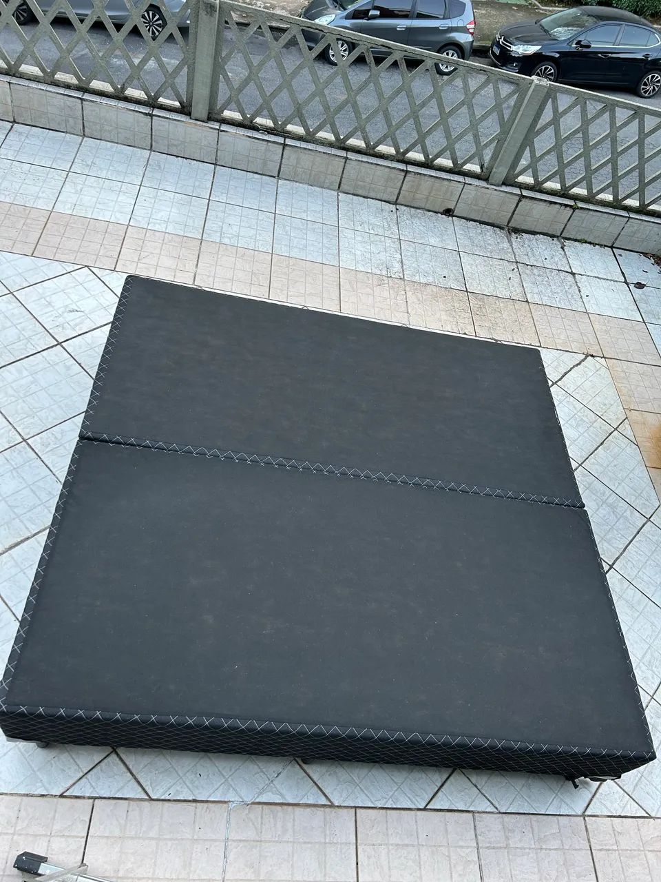 Cama box king size usada (190 x 200) 