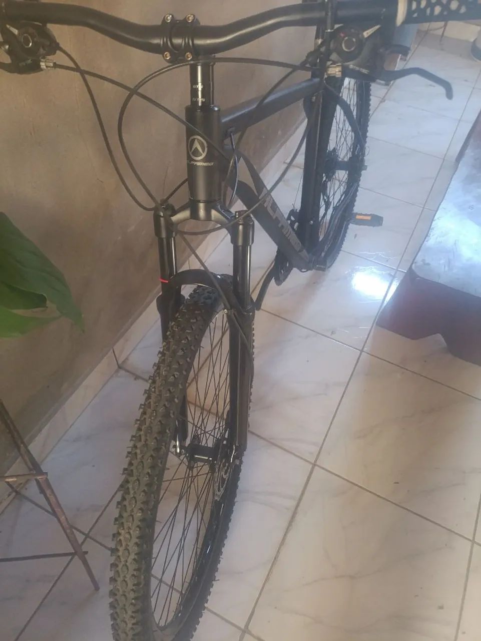Vende-se bicicleta aro 29 - Foto 5