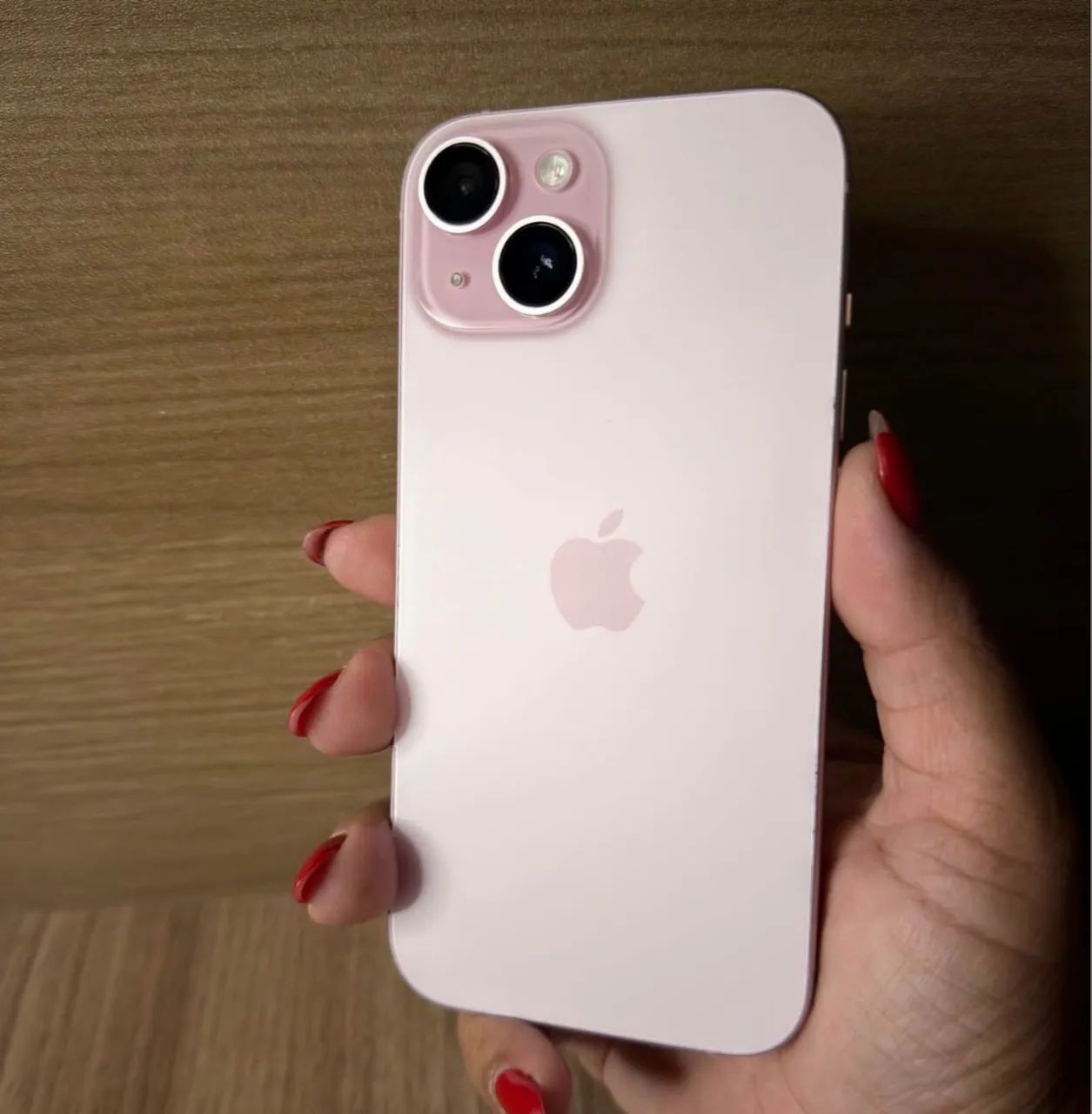 iPhone 15 rosa 128Gb 7 meses de garantia 