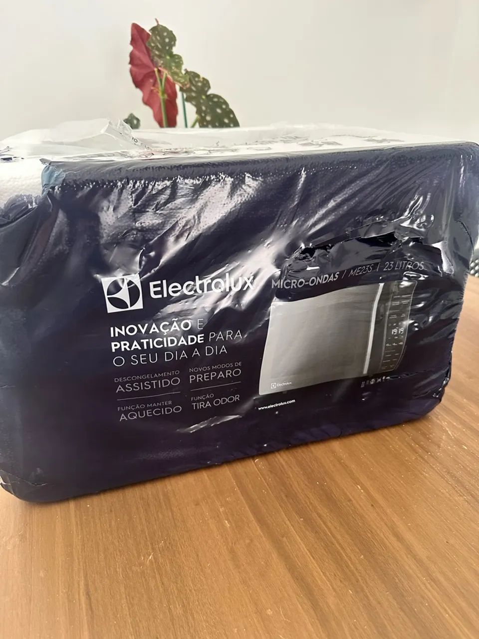 Microonda Electrolux 23L - Foto 5