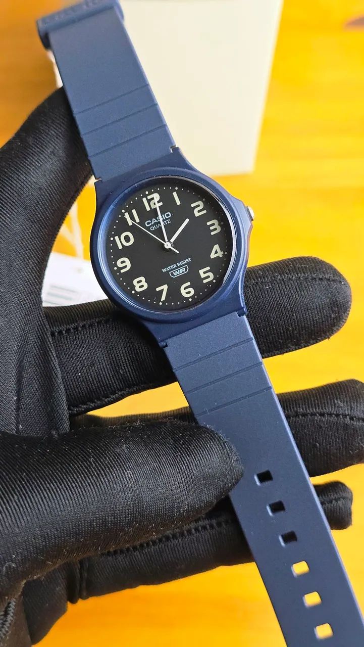 Relógio Casio MQ-24UC-2BDF azul 34mm - Foto 3