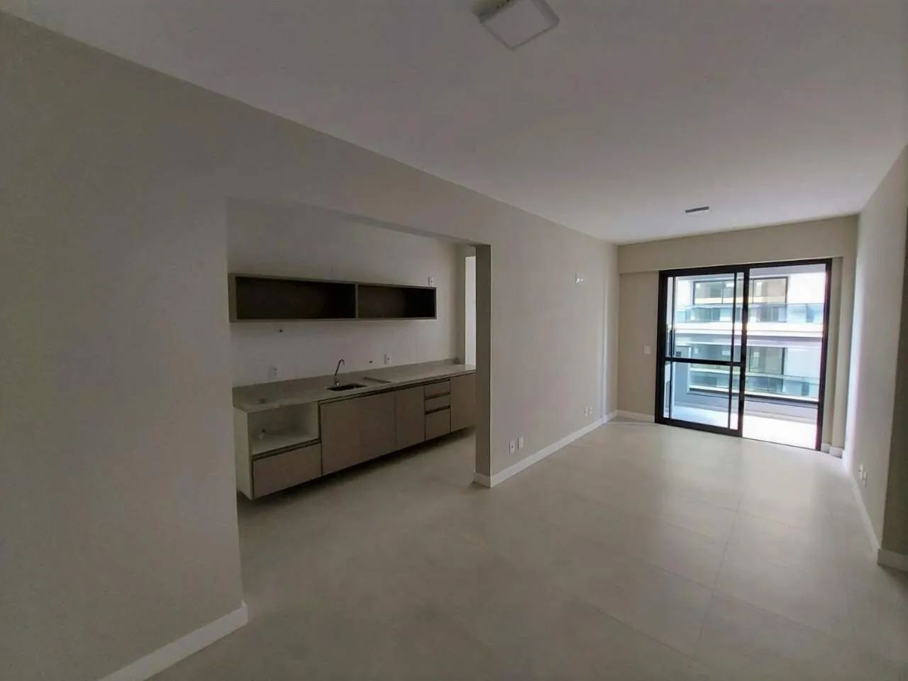 Centro | Apartamento 2 quartos (1 suíte) - Foto 2