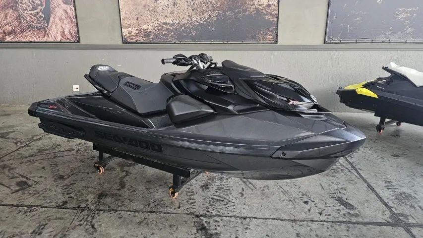 JET SKI  RXP 300 ANO 2024 EM ESTADO DE ZERO 