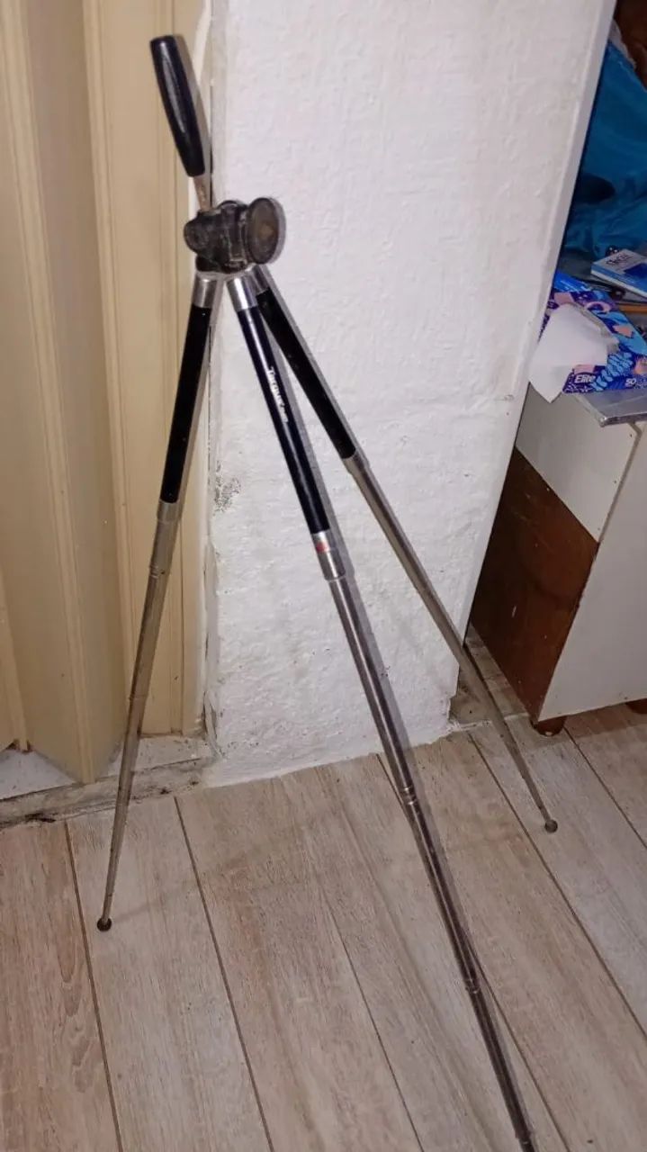 Vendo um tripé  - Foto 4
