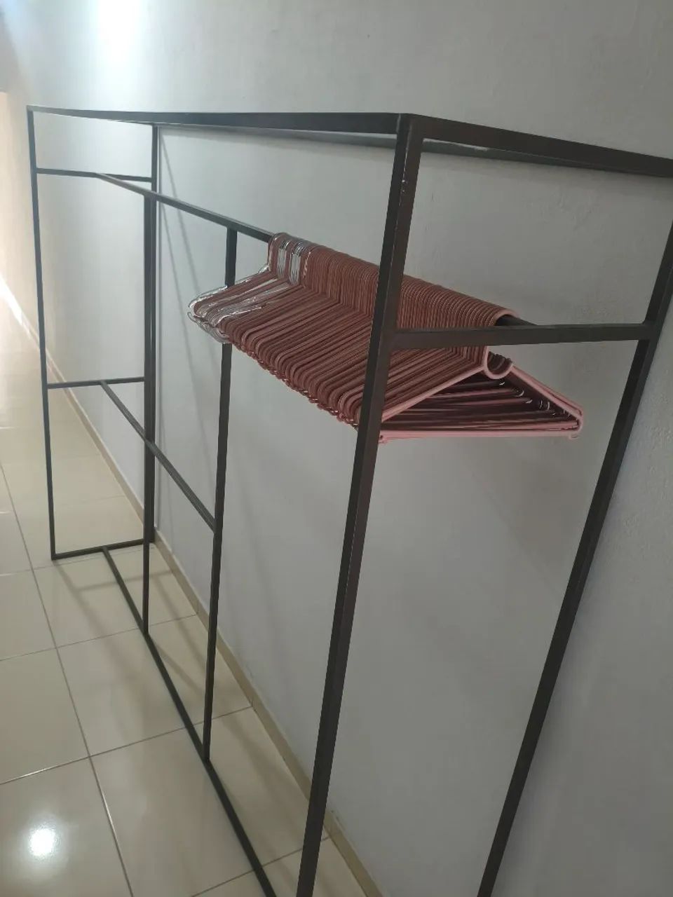 Arara de roupas  - Foto 3