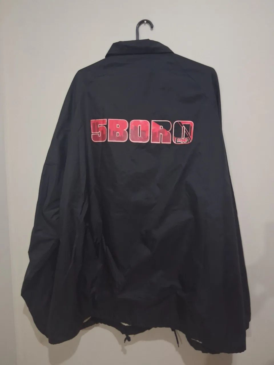 Vendo Corta Vento da marca 5BORONYC