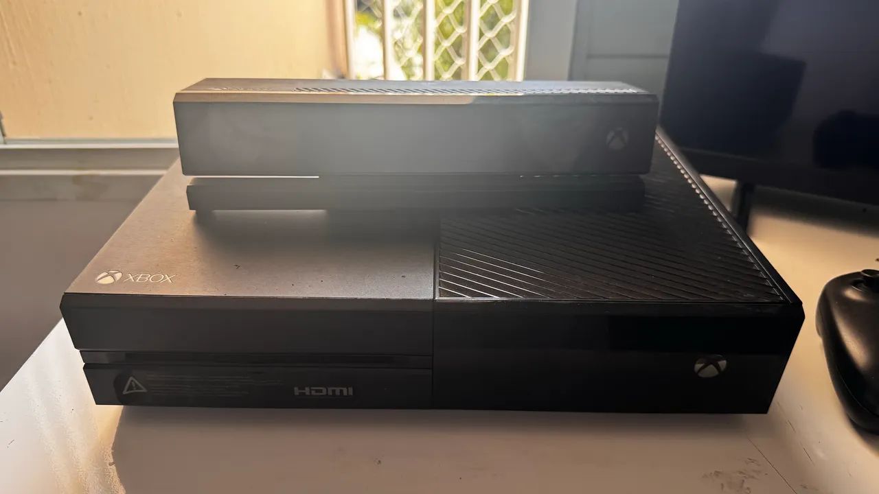 XBOX ONE 1TB COM KINECT - Foto 4