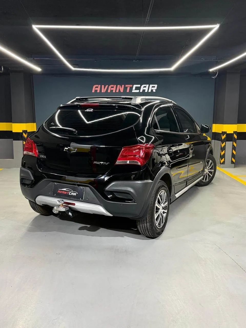 Chevrolet Onix Activ 1.4 8V Flex Aut. 4P 2018 - Foto 5
