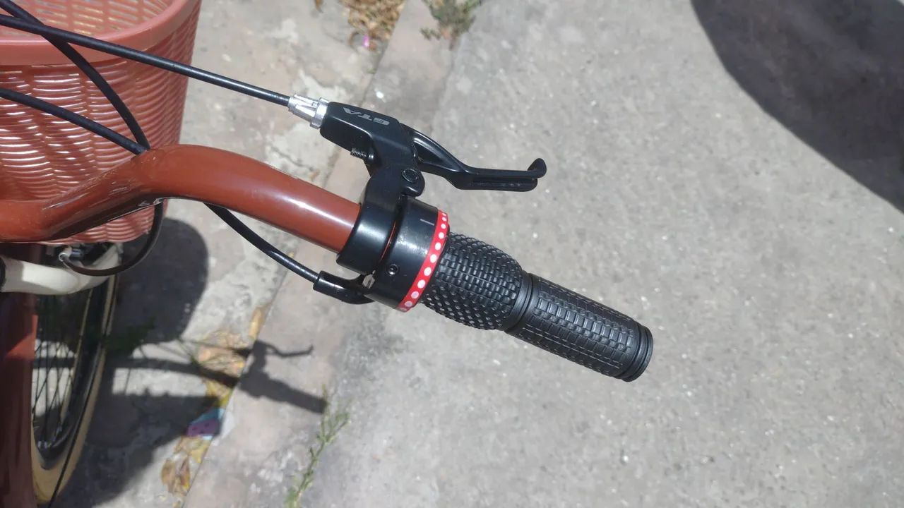 Bicicleta retro aro 26 com mancha  - Foto 2