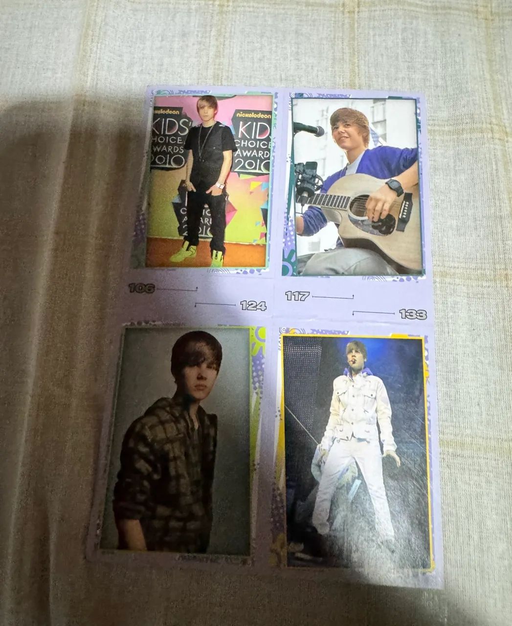 Combo 4 figurinhas antigas Justin Bieber 