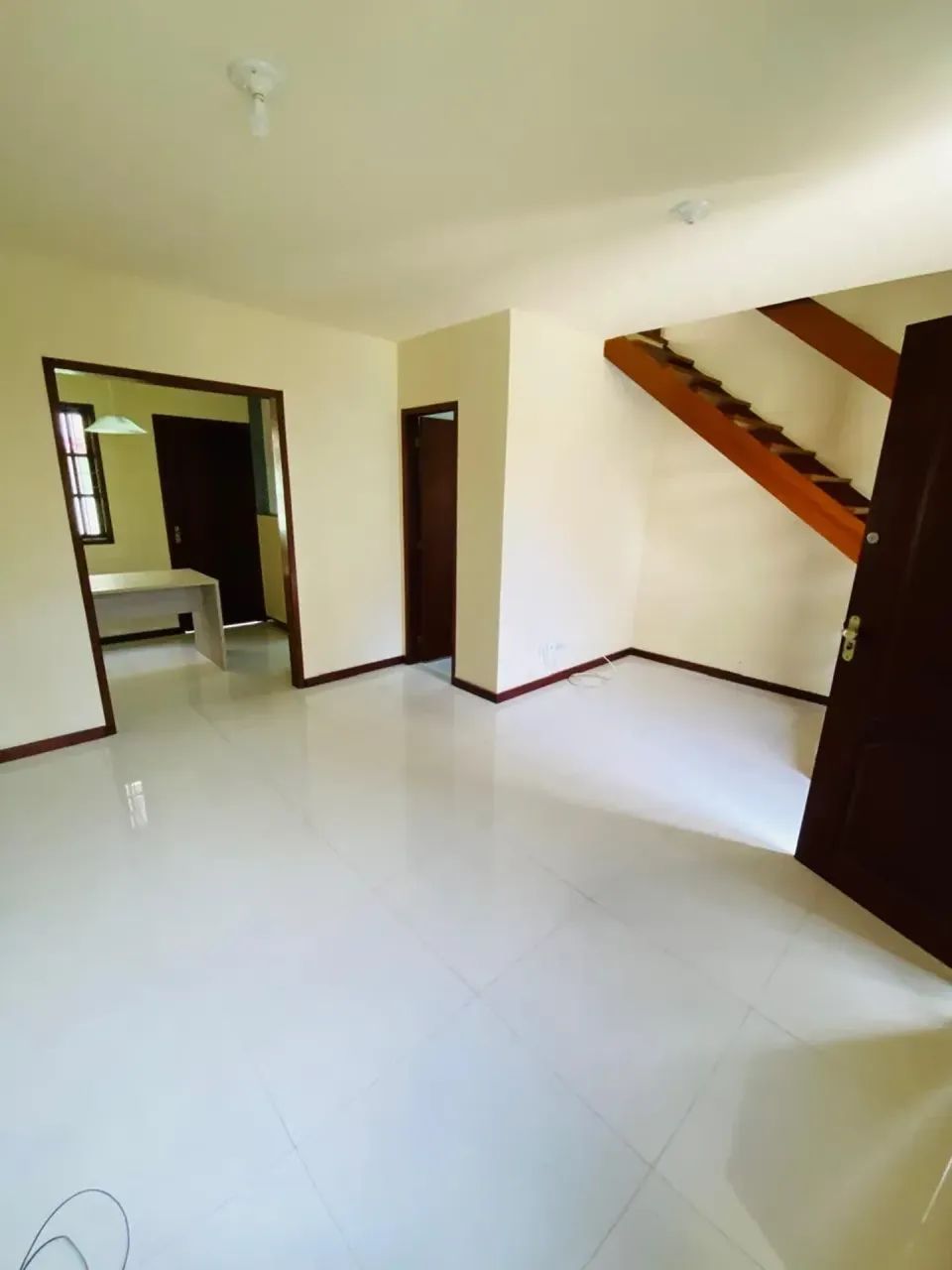 Duplex em pequeno Condomínio - Foto 5