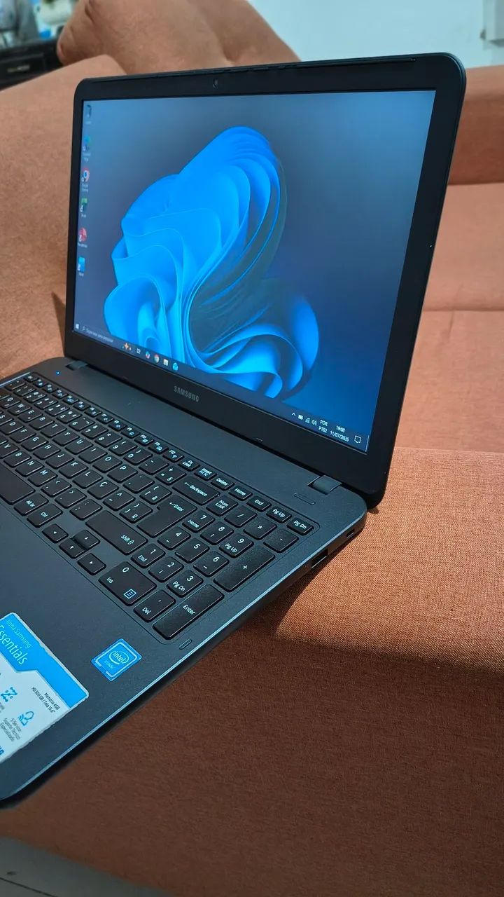 Notebook Samsung muito novo e rápido  - Foto 5