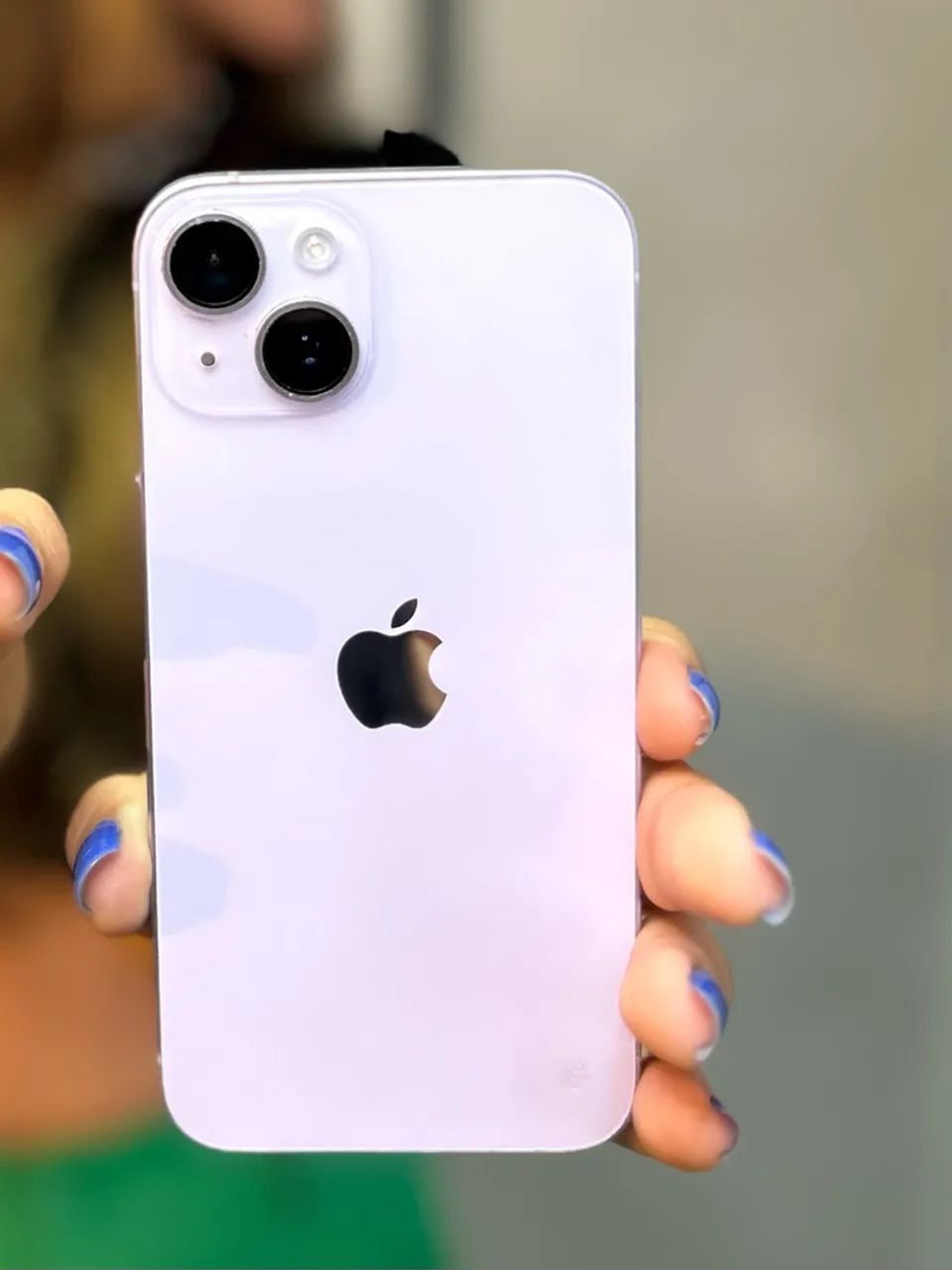 iPhone 14 128gb lilás 