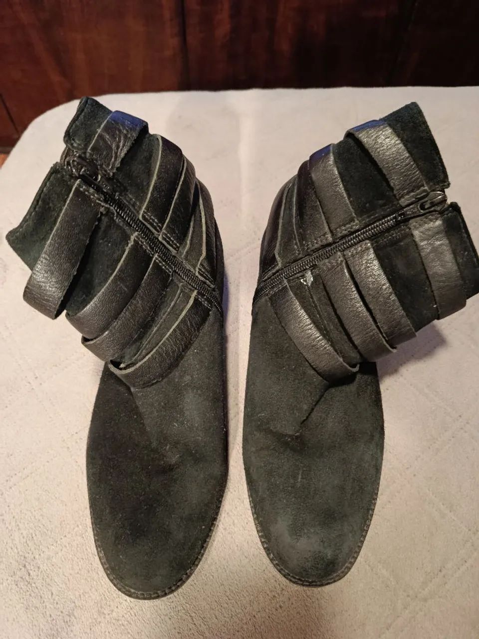 Bota preta 36
