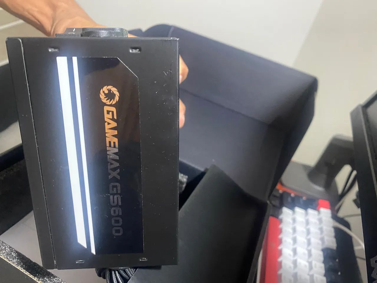 Fonte GameMax 600W  -  80 PLUS - Foto 2
