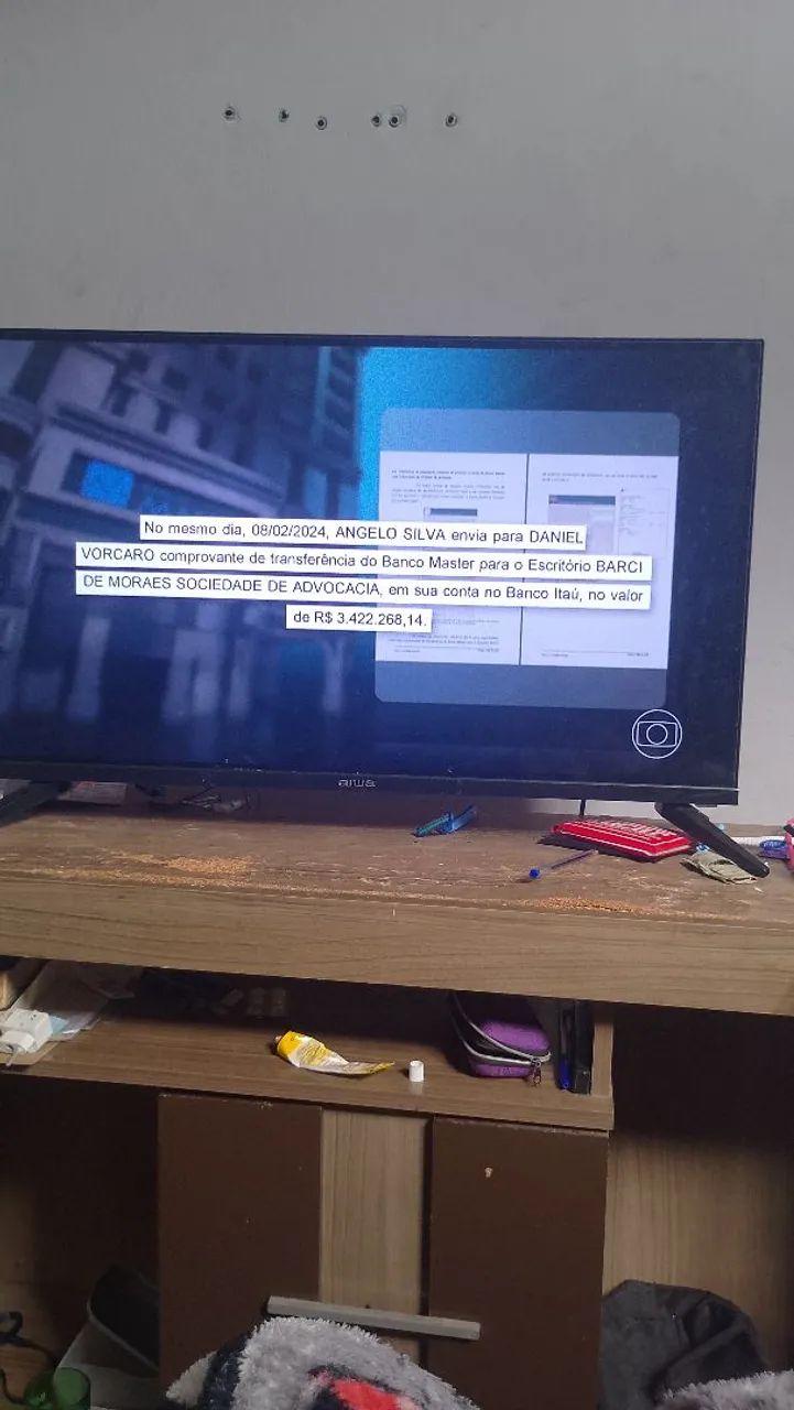 Vende uma TV 32 polegadas 