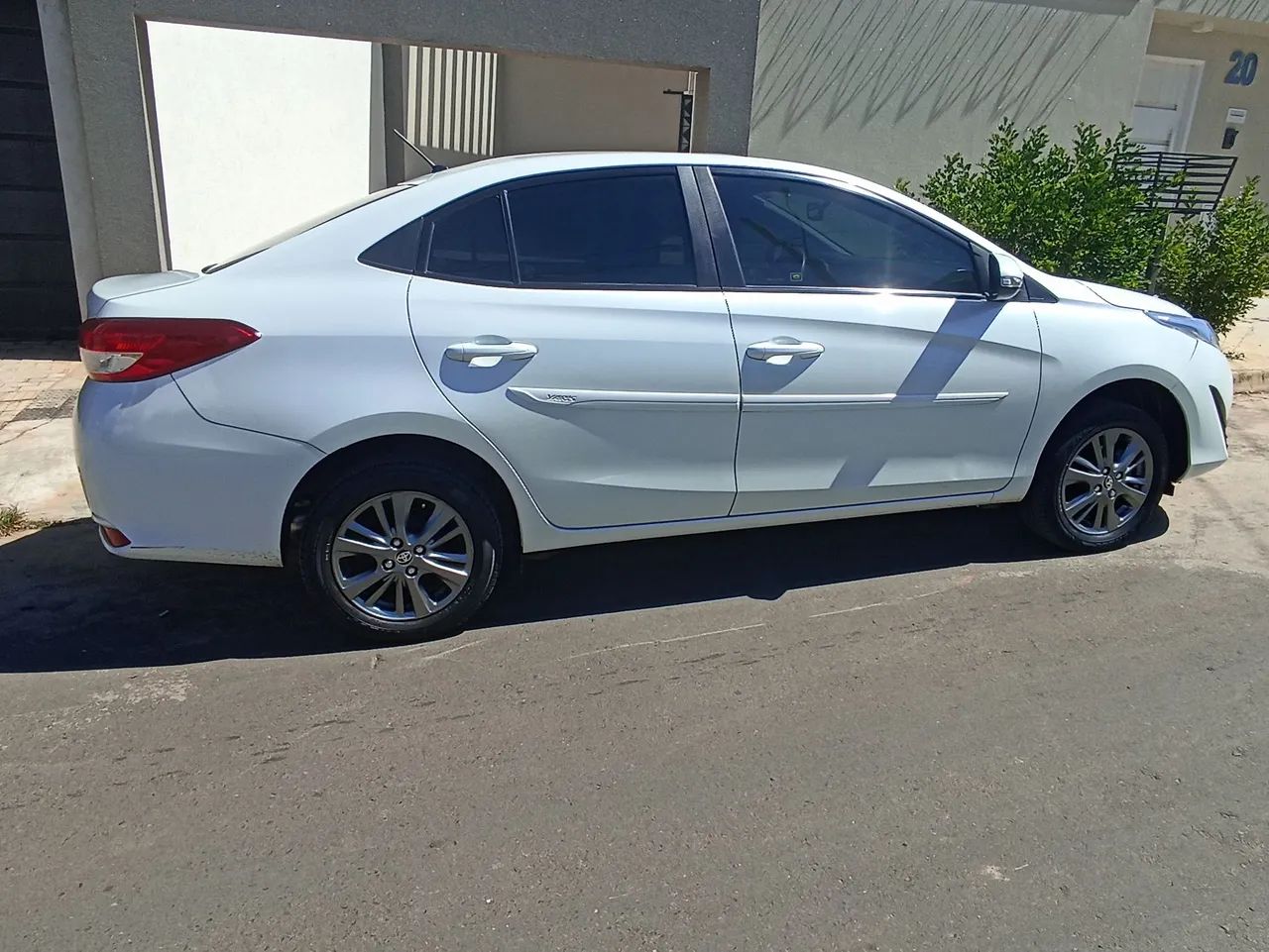 Toyota Yaris YARIS XL Plus Con. Sed. 1.5 Flex 16V Aut 2022