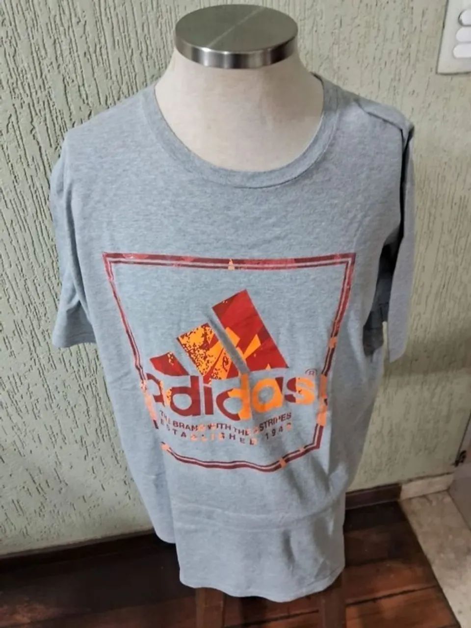 camiseta adidas