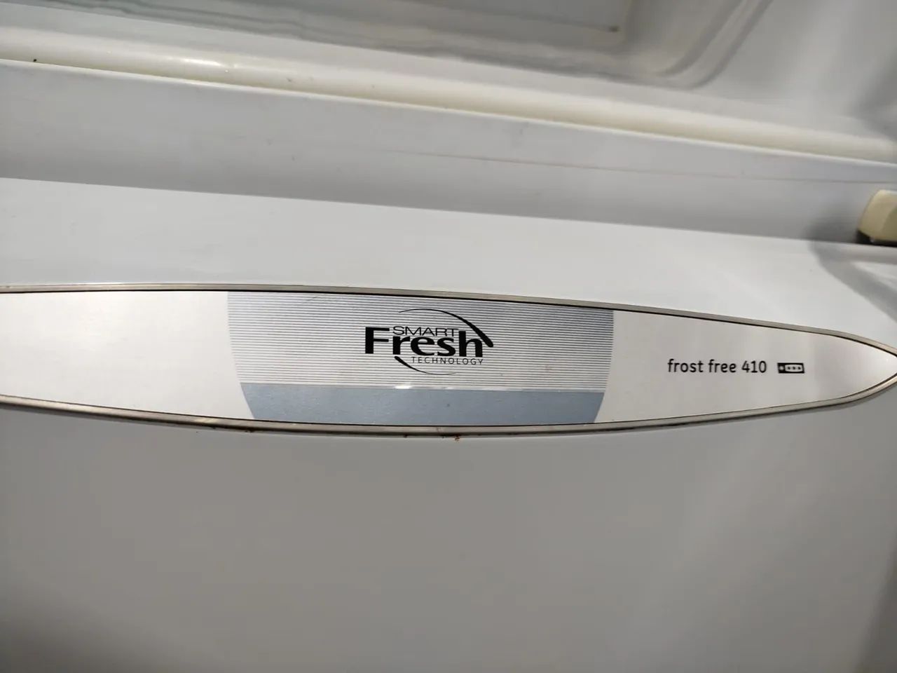 Vendo geladeira Frost Free 410 litros GE - Foto 3