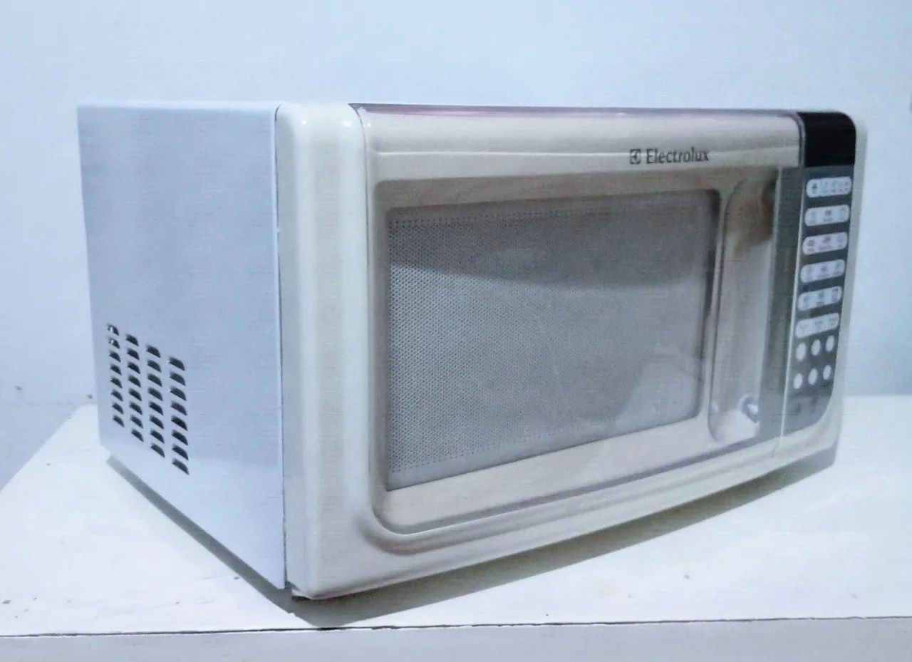 Microondas Electrolux 23L / 220v (Entrega). - Foto 4