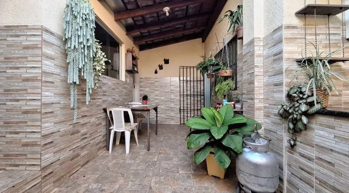 Casa a venda na águas lindas K  - Foto 4