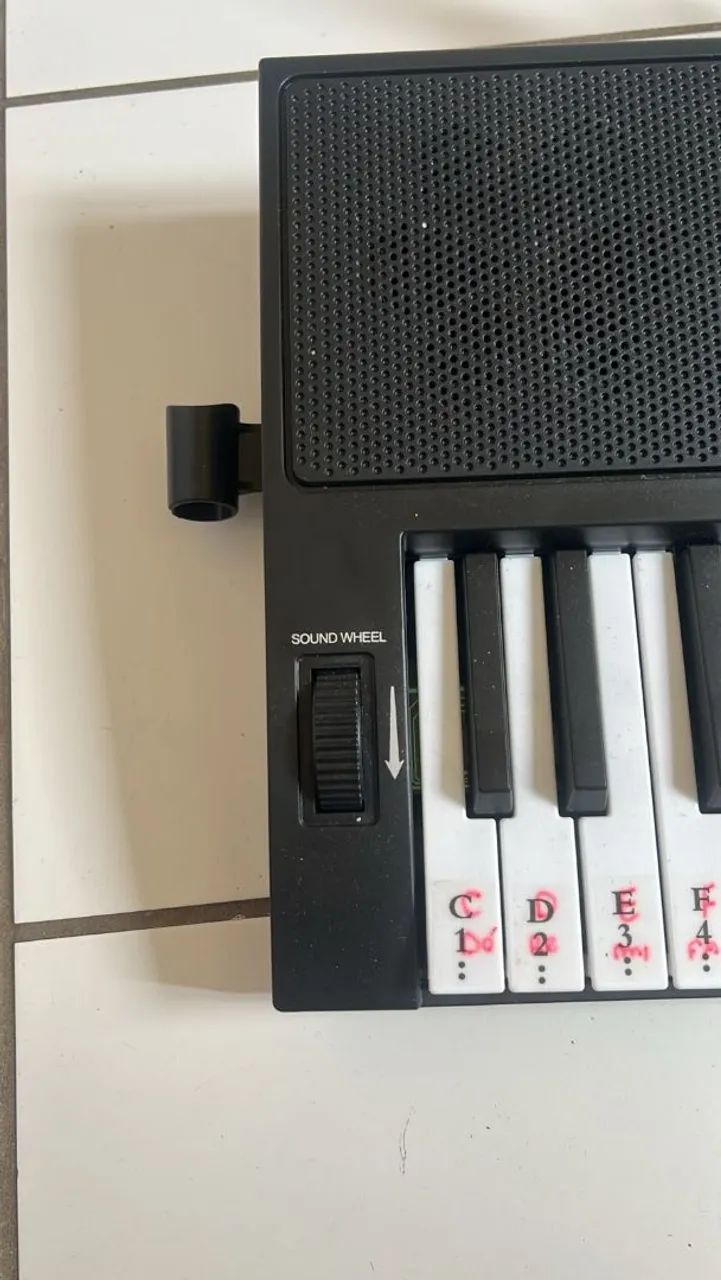 Teclado Em Bom Estado  - Foto 2