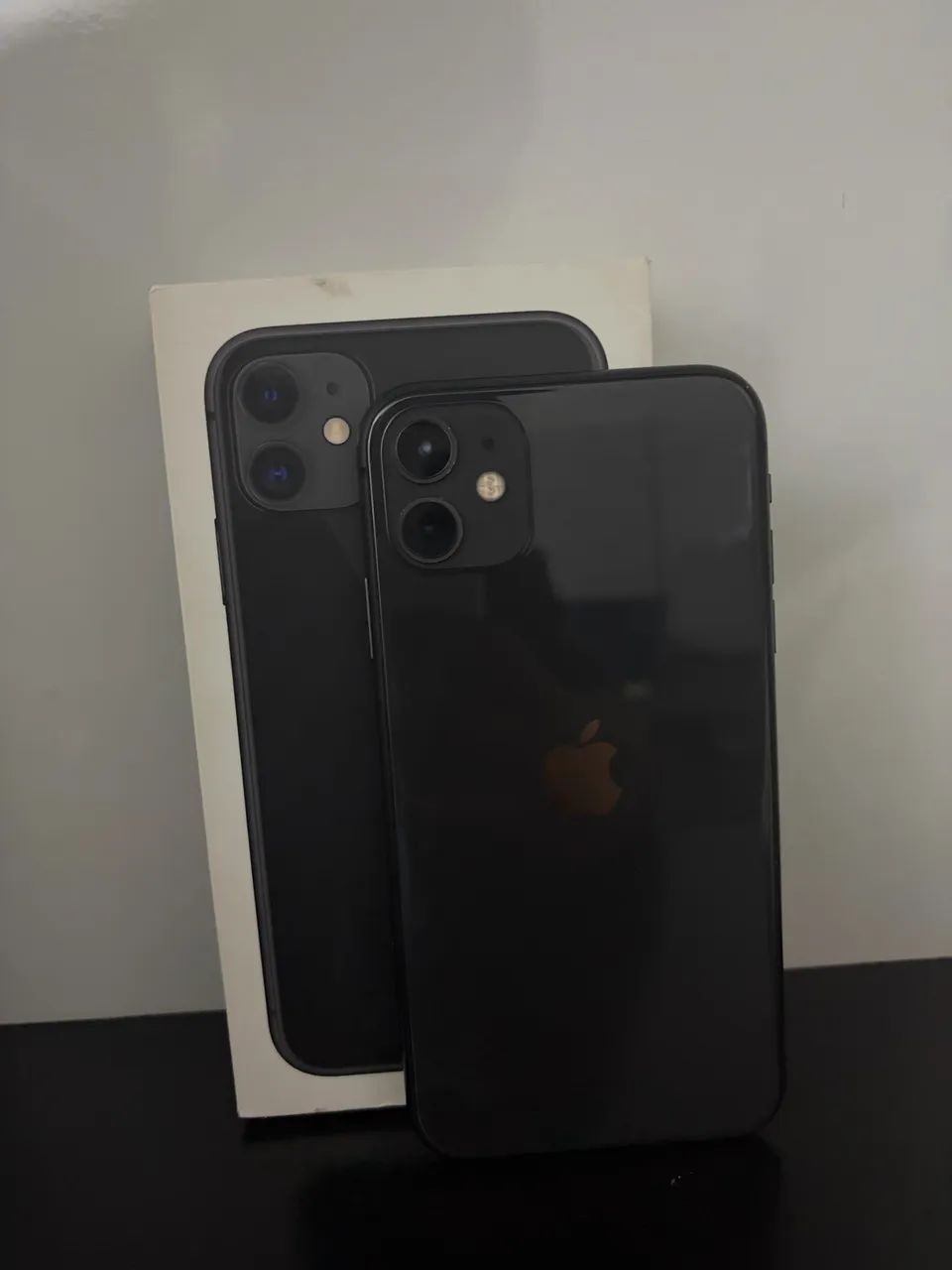 iPhone 11 - 64 GB