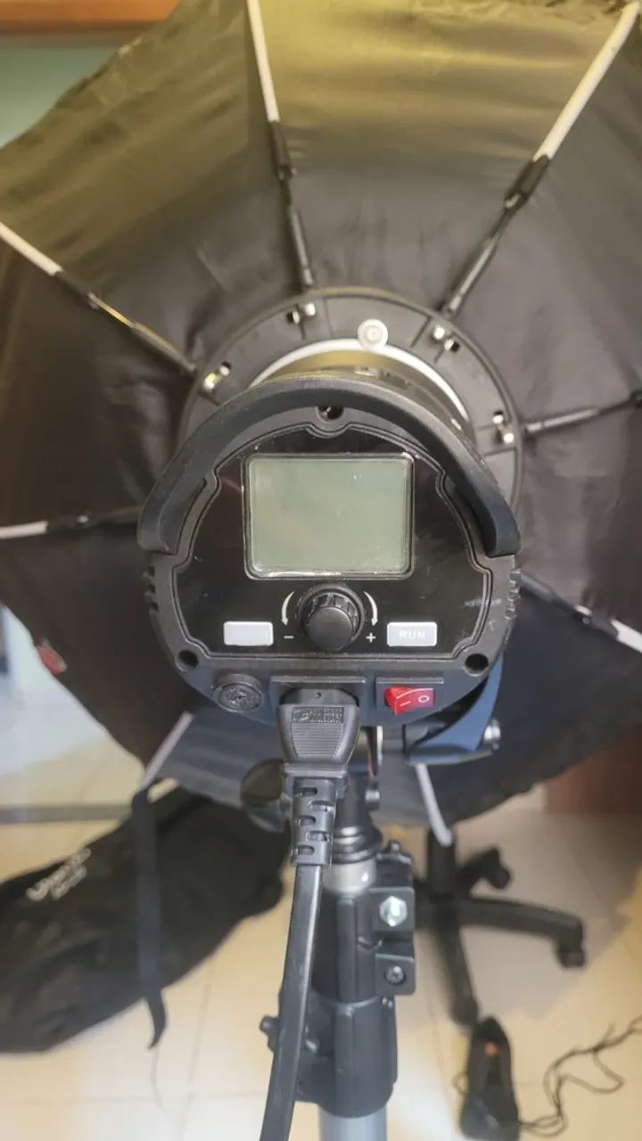 Kit Completo Iluminação de Estúdio | LED com controle + Octabox com grid + Tripé - Foto 2